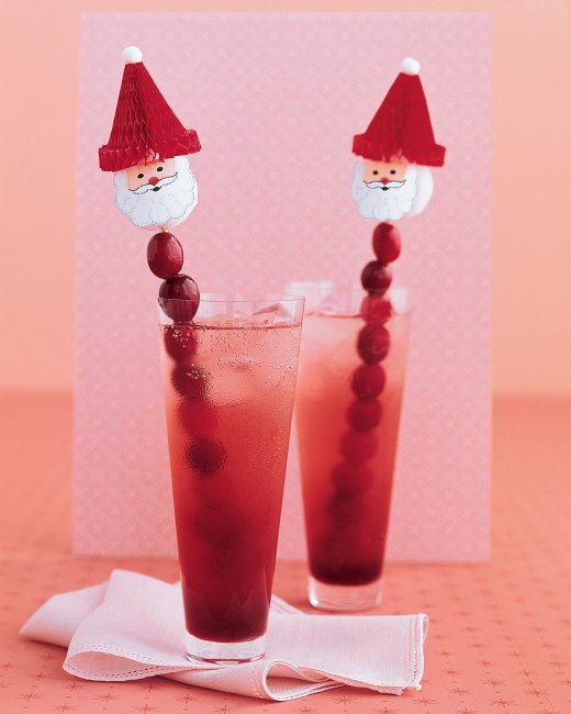 Cranberry Cocktails_santa_vert