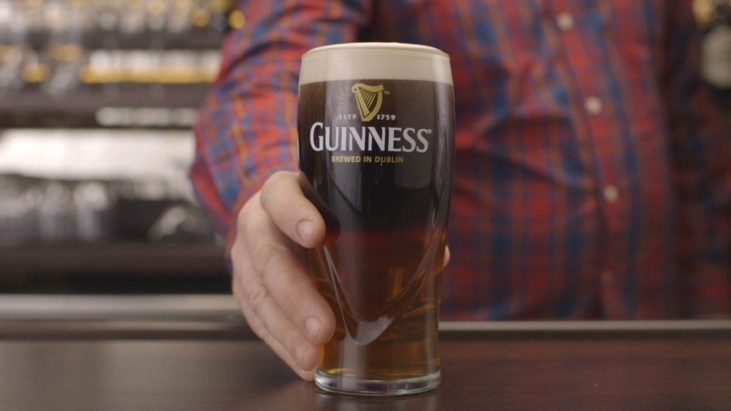 1_GUINNESS_BLACK_AND_BLONDE